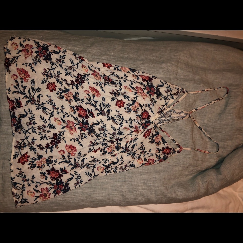 American eagle floral tank top, size M